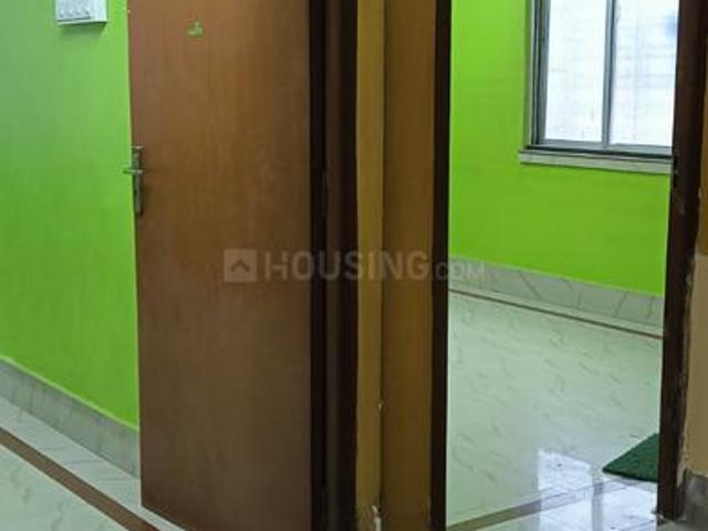 2 BHK Apartment in Airport Gate no. 1 for rent Kolkata. The reference number is 21394909