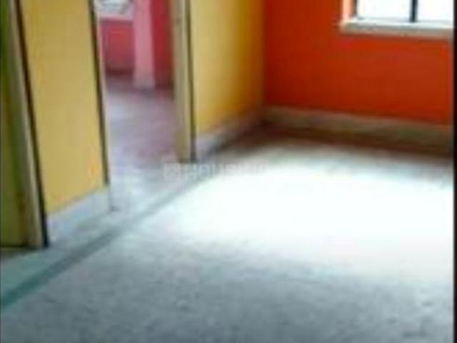 2 BHK Apartment in Airport Gate no. 1 for resale Kolkata. The reference number is 18516083