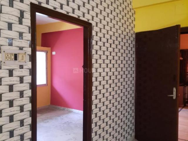 2 BHK Apartment in Airport Gate no. 1 for resale Kolkata. The reference number is 19588684