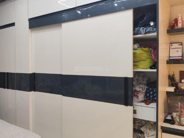 2 BHK Apartment in Airport Gate no. 1 for resale Kolkata. The reference number is 20963367