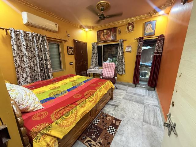 2 BHK Apartment in Airport Gate no. 1 for resale Kolkata. The reference number is 21036759