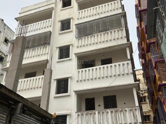 2 BHK Apartment in Airport Gate no. 1 for resale Kolkata. The reference number is 21106032