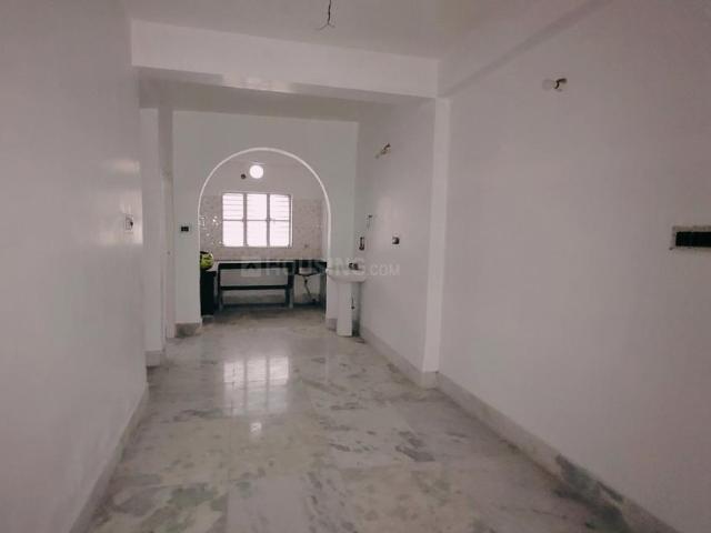 2 BHK Apartment in Airport Gate no. 1 for resale Kolkata. The reference number is 21111253