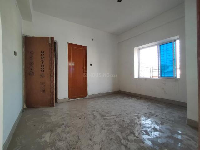 2 BHK Apartment in Airport Gate no. 1 for resale Kolkata. The reference number is 21188934