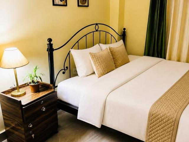 2 BHK Apartment in Airport Gate No 2 for rent Kolkata. The reference number is 21130028