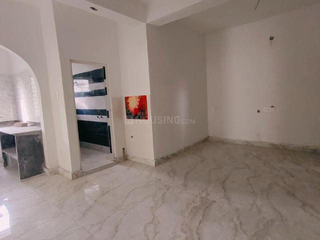 2 BHK Apartment in Airport Gate No 2 for resale Kolkata. The reference number is 19266822