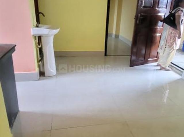 2 BHK Apartment in Airport Gate No 2 for resale Kolkata. The reference number is 20068337