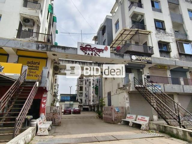 2 BHK Apartment in Ajwa Nimeta Link Road for resale Vadodara. The reference number is 21032916