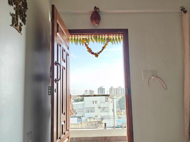 2 BHK Apartment in Akshayanagar for rent Bengaluru. The reference number is 21051183