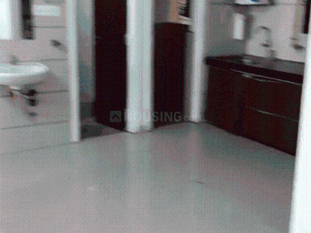 2 BHK Apartment in Bhimrad for rent Surat. The reference number is 19973905