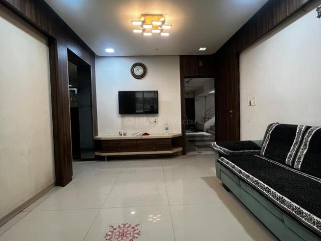 2 BHK Apartment in Althan for rent Surat. The reference number is 21119718