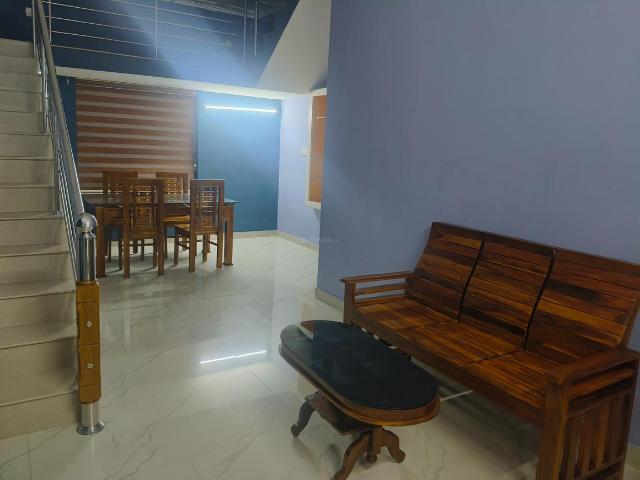 2 BHK Apartment in Aluva for rent Kochi. The reference number is 18472172