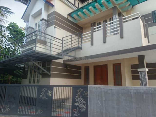 2 BHK Apartment in Aluva for rent Kochi. The reference number is 18324739