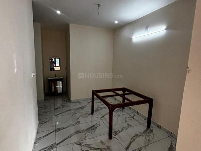 2 BHK Apartment in Aluva for rent Kochi. The reference number is 19144748