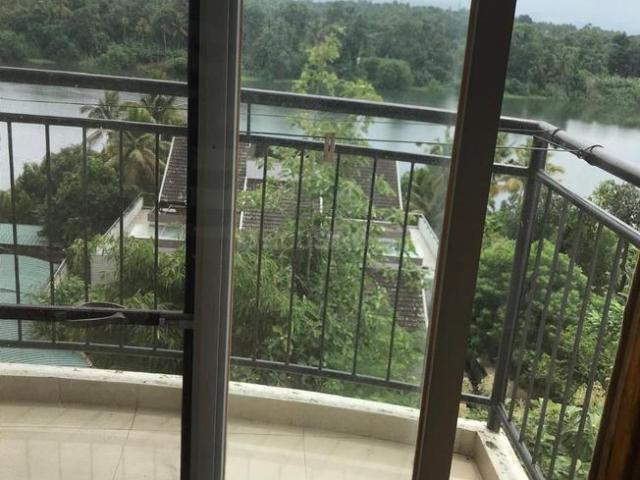 2 BHK Apartment in Aluva for resale Kochi. The reference number is 21249629