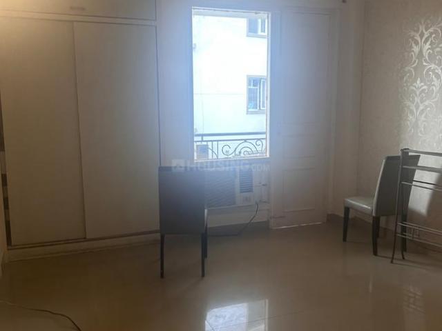 2 BHK Apartment in Aliganj for rent Lucknow. The reference number is 21241950
