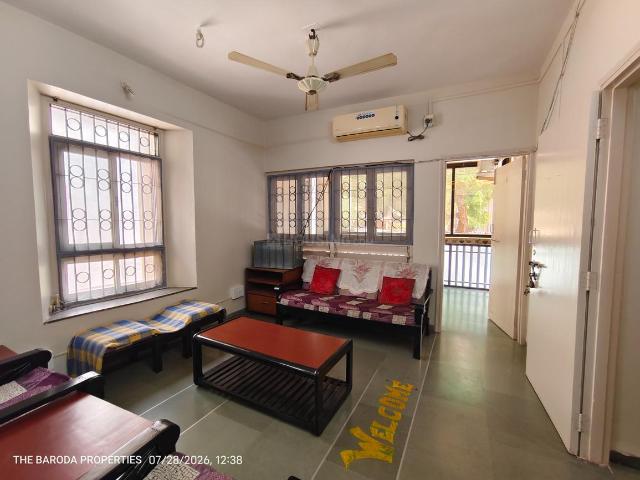 2 BHK Apartment in Alkapuri for rent Vadodara. The reference number is 20795271