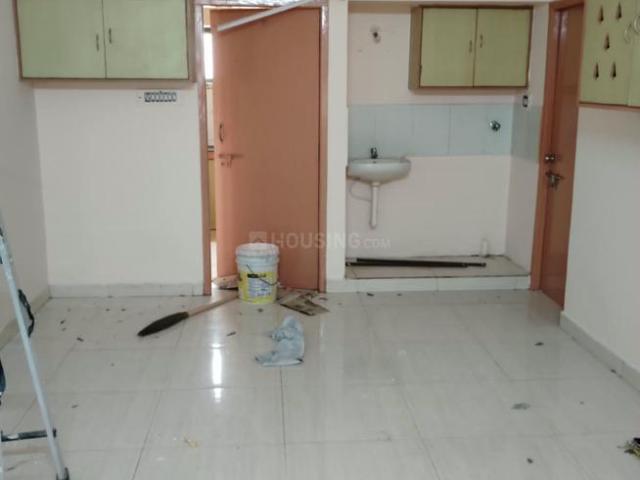 2 BHK Apartment in Arumbakkam for resale Chennai. The reference number is 21208804