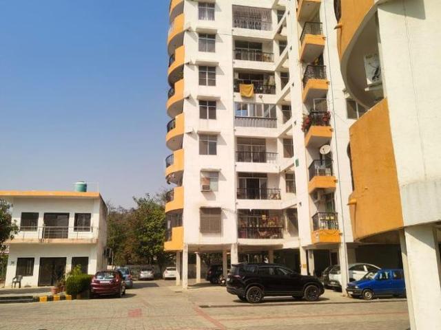 2 BHK Apartment in Ashiyana for resale Lucknow. The reference number is 19570489