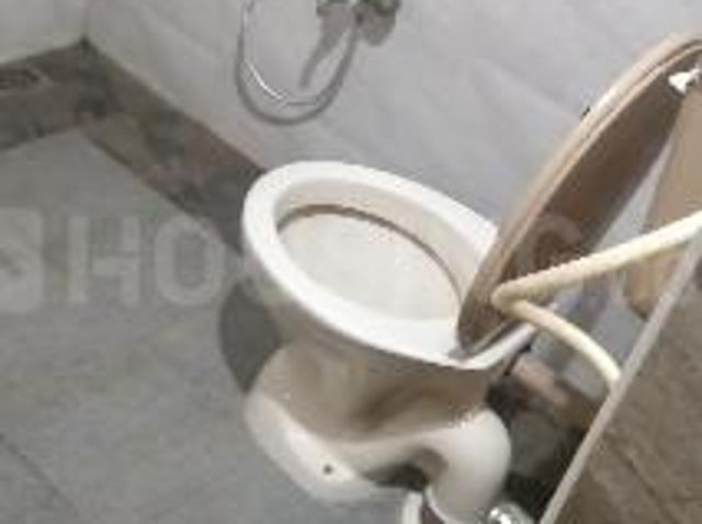 2 BHK Apartment in Ashok Nagar for rent Chennai. The reference number is 17840385