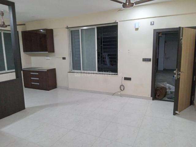 2 BHK Apartment in Ashok Nagar for rent Kolkata. The reference number is 19932584