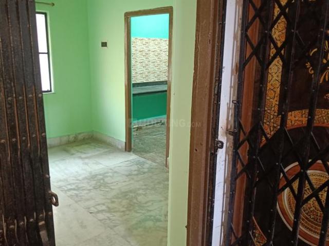 2 BHK Apartment in Ashok Nagar for rent Kolkata. The reference number is 21217044
