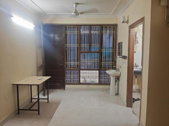 2 BHK Apartment in Ashok Nagar for rent Jaipur. The reference number is 20958776