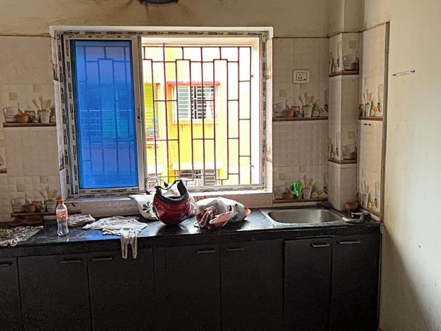 2 BHK Apartment in Ashok Nagar for resale Kolkata. The reference number is 17924686