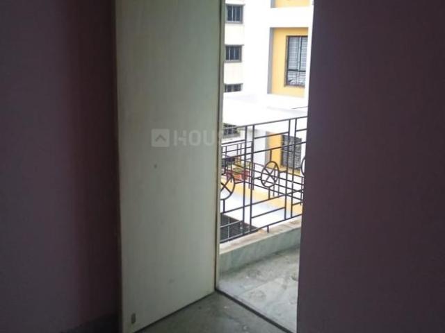 2 BHK Apartment in Ashok Nagar for resale Kolkata. The reference number is 18000795