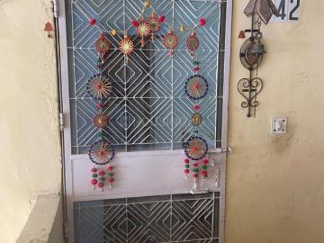 2 BHK Apartment in Ashok Vihar for rent New Delhi. The reference number is 16724631