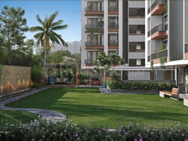 2 BHK Apartment in Athwa for rent Surat. The reference number is 21231628