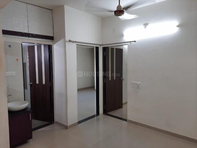 2 BHK Apartment in Atladara for rent Vadodara. The reference number is 20041341