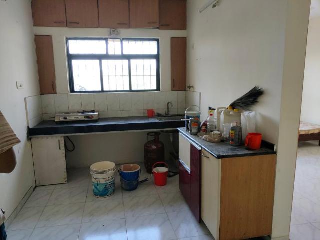 2 BHK Apartment in Aundh for rent Pune. The reference number is 18812536