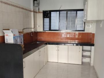 2 BHK Apartment in Aundh for rent Pune. The reference number is 19204647