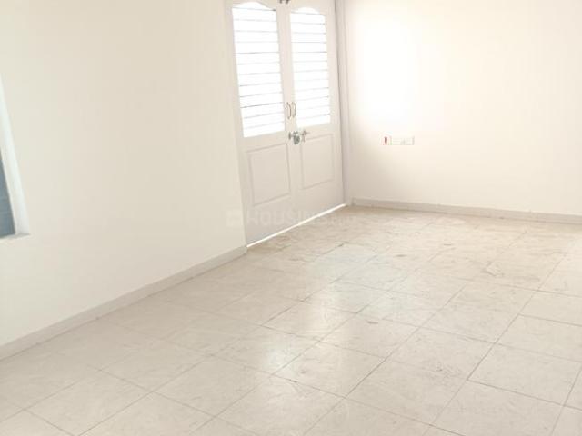 2 BHK Apartment in Aundh for rent Pune. The reference number is 20191768