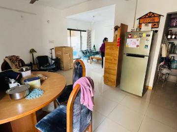 2 BHK Apartment in Bodakdev for rent Ahmedabad. The reference number is 19855347