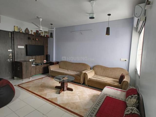 2 BHK Apartment in Bodakdev for resale Ahmedabad. The reference number is 18656020