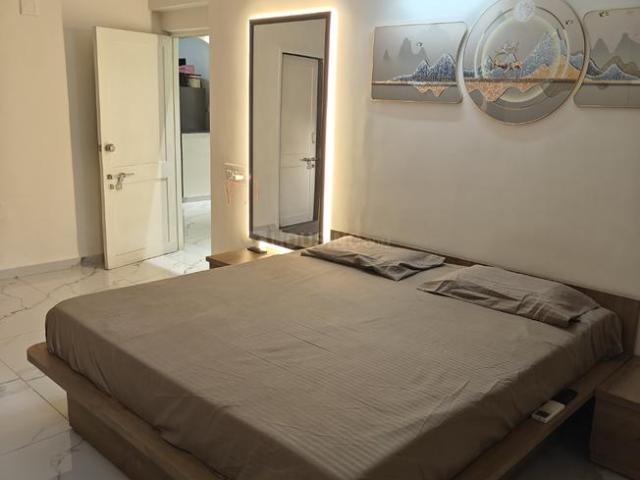 2 BHK Apartment in Bodakdev for resale Ahmedabad. The reference number is 19869549