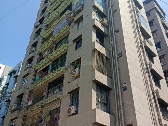 2 BHK Apartment in Bodakdev for resale Ahmedabad. The reference number is 19911340