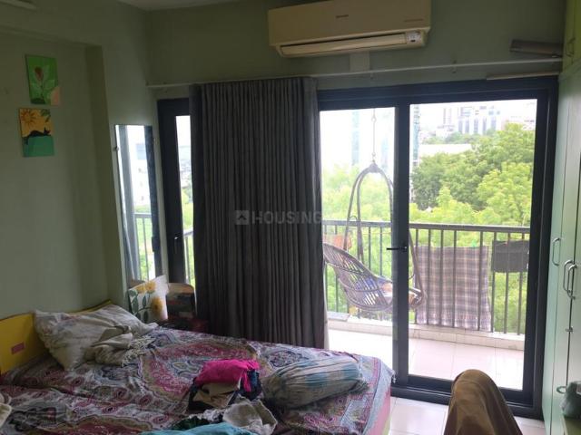 2 BHK Apartment in Bodakdev for resale Ahmedabad. The reference number is 20735620