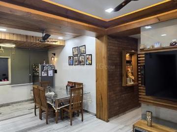 2 BHK Apartment in Bodakdev for resale Ahmedabad. The reference number is 20376202