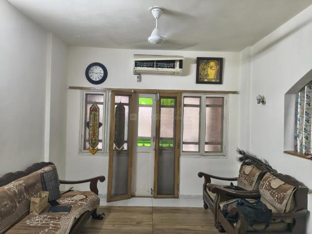 2 BHK Apartment in Bodakdev for resale Ahmedabad. The reference number is 21316426