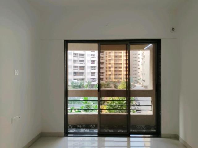 2 BHK Apartment in Boisar for resale Mumbai. The reference number is 20304589