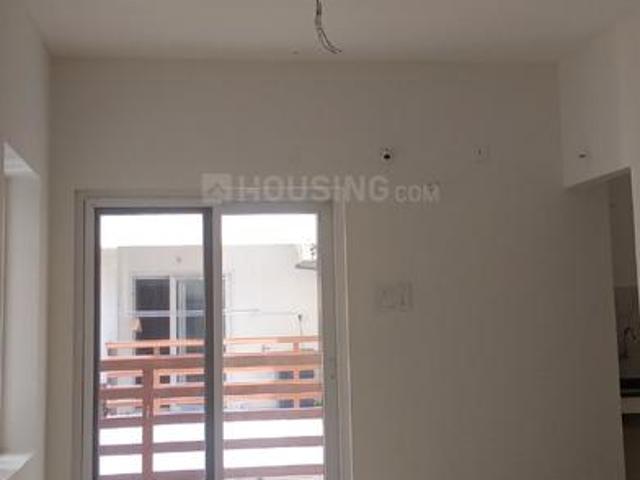 2 BHK Apartment in Bongloor for resale Hyderabad. The reference number is 20594105