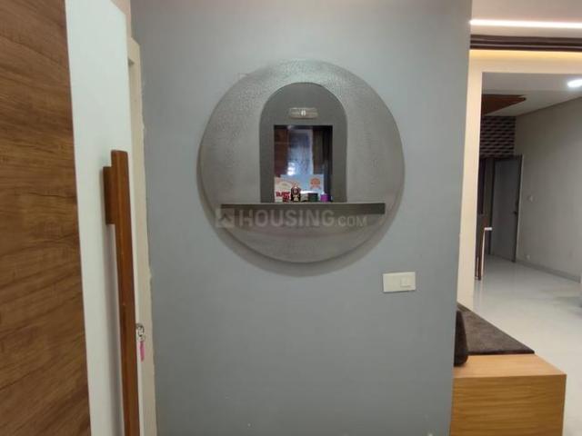 2 BHK Apartment in Bopal for rent Ahmedabad. The reference number is 20161303