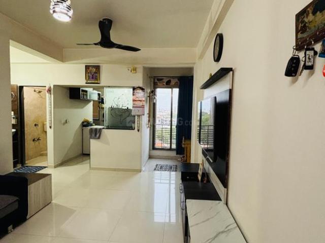 2 BHK Apartment in Bopal for rent Ahmedabad. The reference number is 20702423