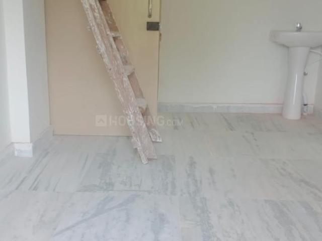 2 BHK Apartment in Boral for resale Kolkata. The reference number is 20574072