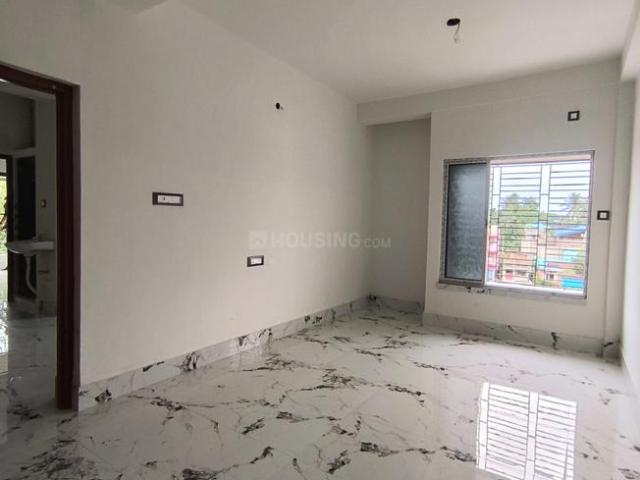 2 BHK Apartment in Boral for resale Kolkata. The reference number is 21016015