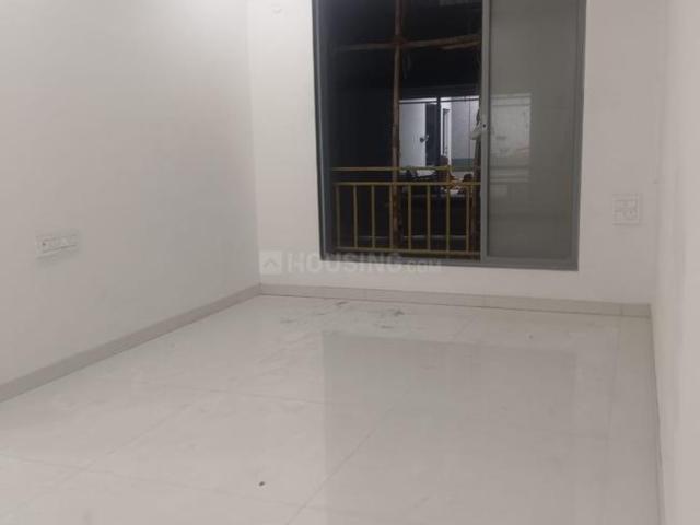 2 BHK Apartment in Borivali East for resale Mumbai. The reference number is 18765396