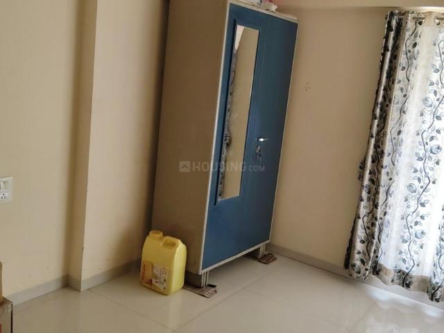 2 BHK Apartment in Borivali East for resale Mumbai. The reference number is 20128559